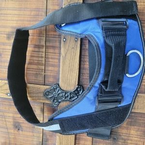 No pull Dog Harness blue black. fits 45 to 55 lbs. Adjustable Strap. Sturdy